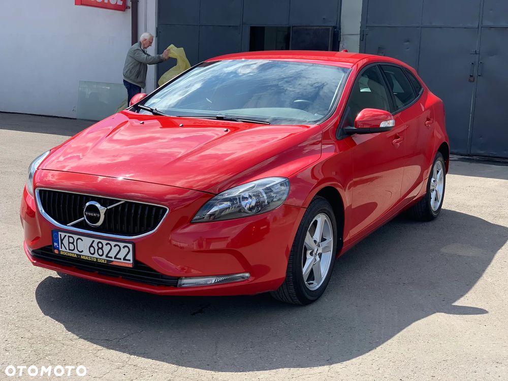Volvo V40