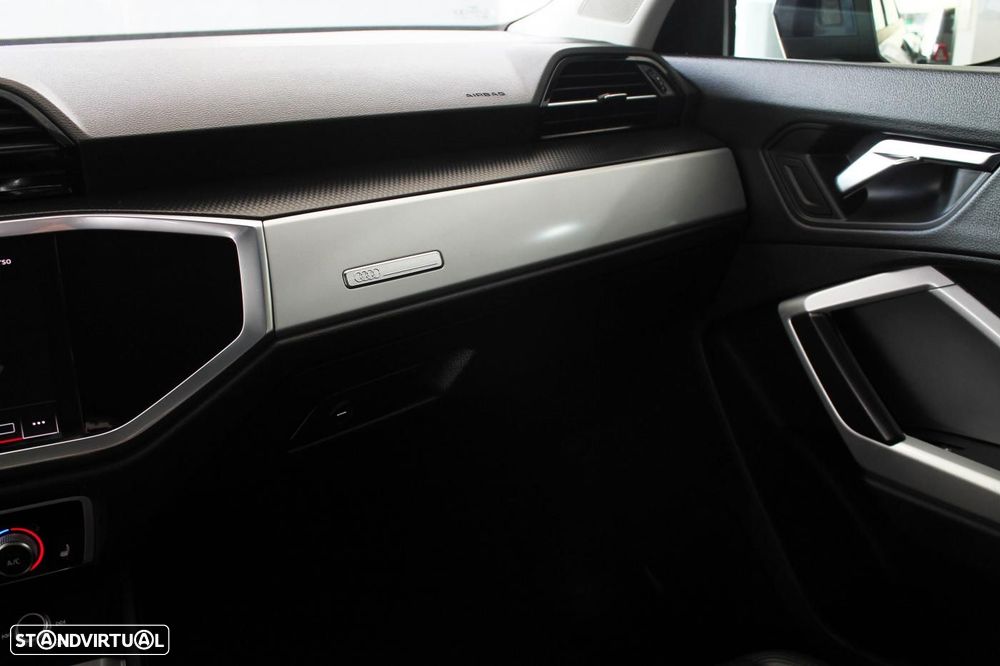 Audi Q3 45 TFSIe S tronic S line - 21