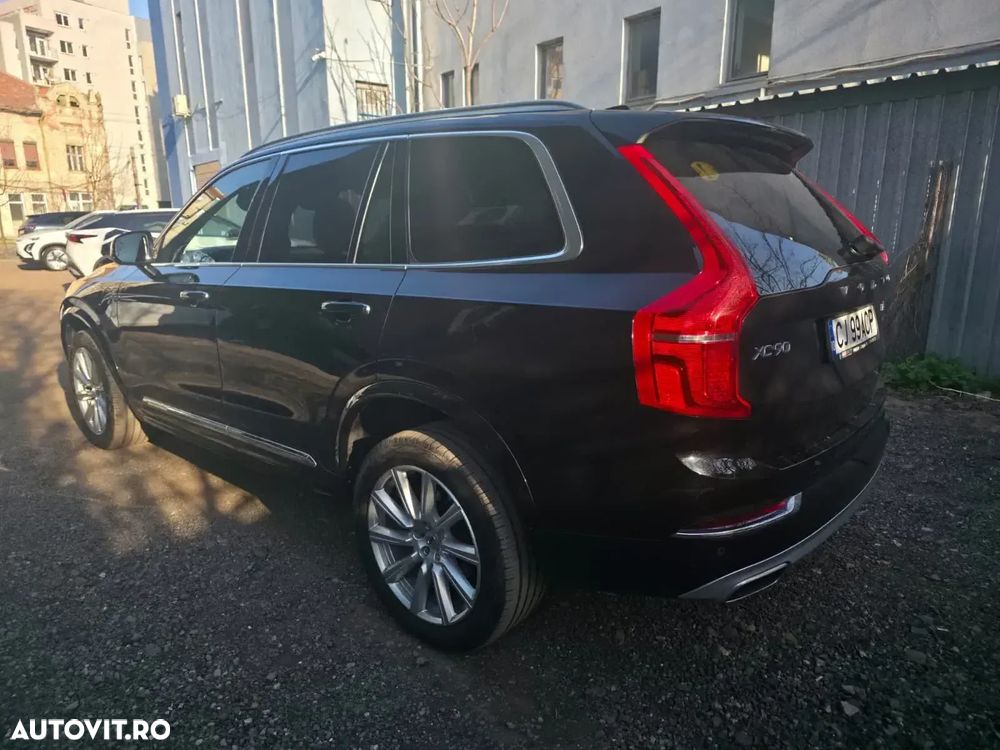 Volvo XC 90 - 2