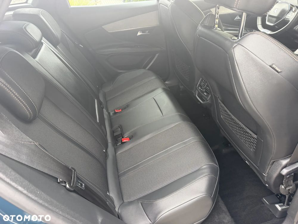Peugeot 3008 1.6 PureTech HYbrid GT S&S EAT8 - 19