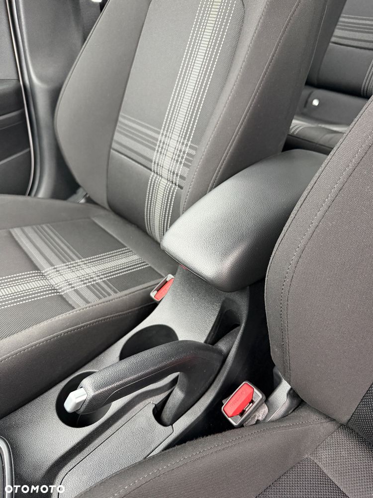 Hyundai i20 1.2 Modern - 30