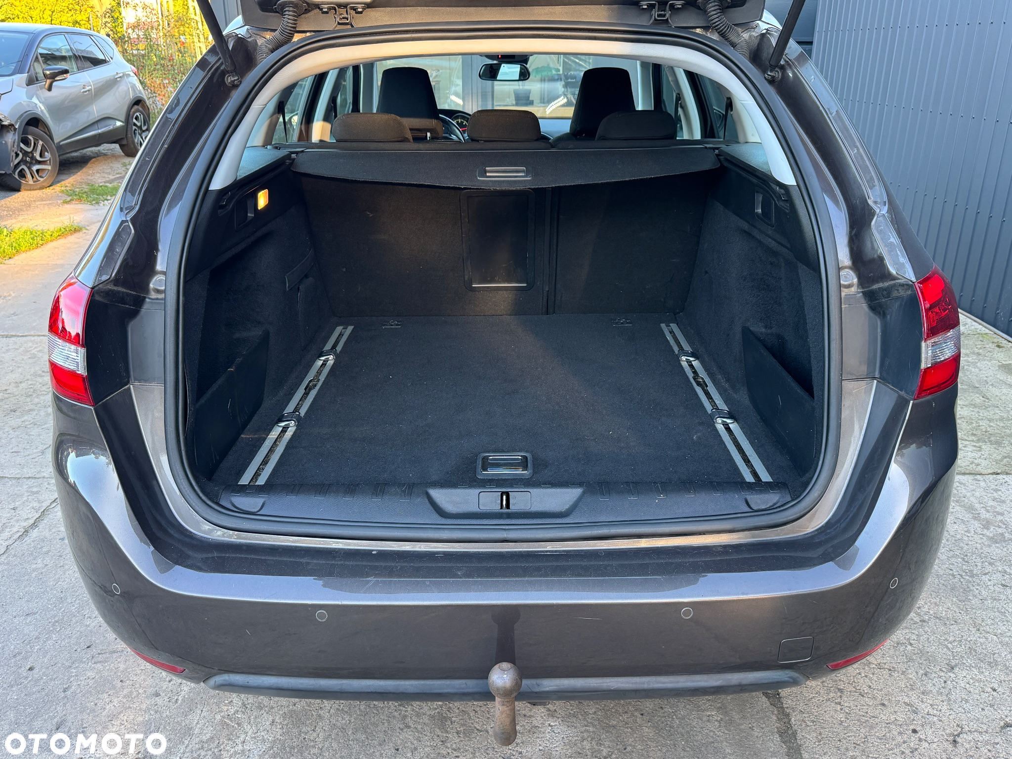 Peugeot 308 SW BlueHDi 150 Automatik Stop & Start Allure - 26