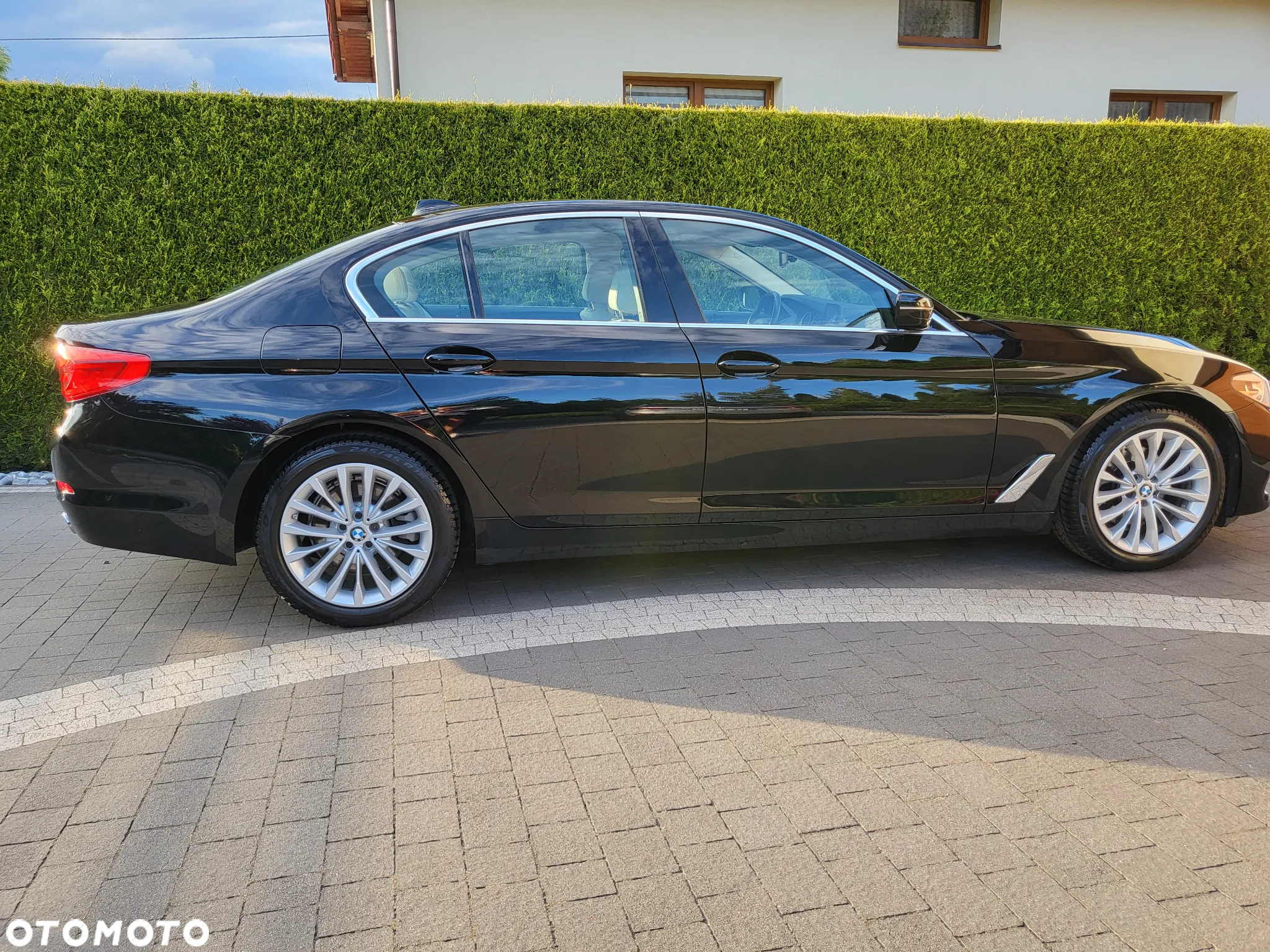 BMW Seria 5 520d xDrive Luxury Line - 11