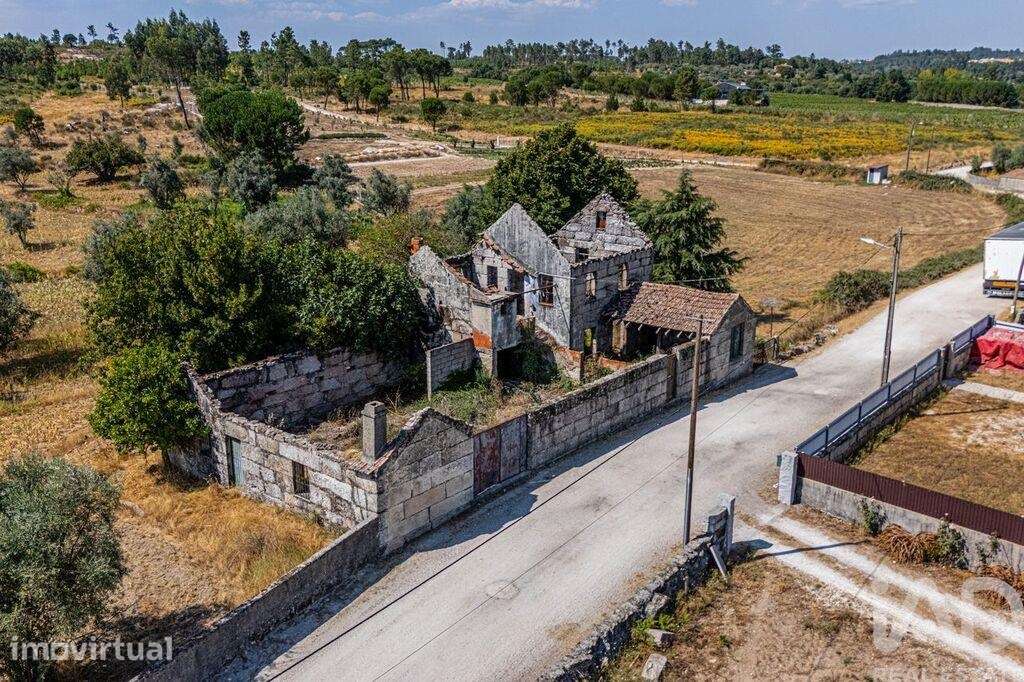 Quinta T4 em Moimenta de Maceira Dão e Lobelhe do Mato de 30000,00 m2 - Grande imagem: 5/22