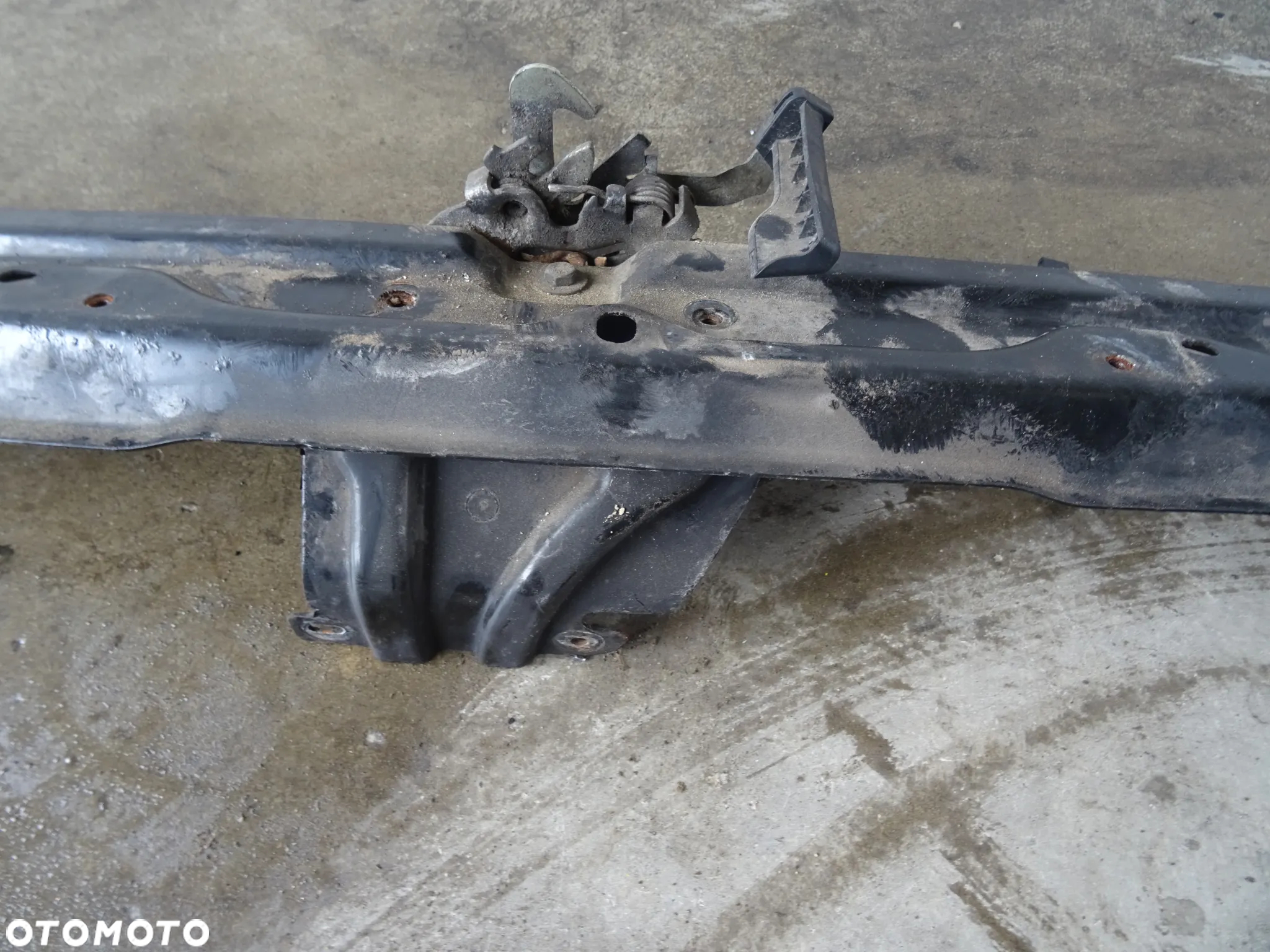 Pas przedni górny Peugeot 206+ - 4