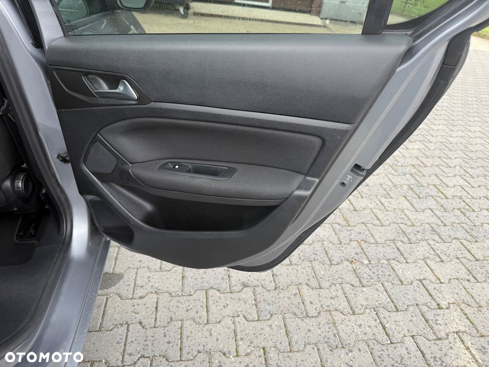 Peugeot 308 1.2 PureTech Access S&S - 13