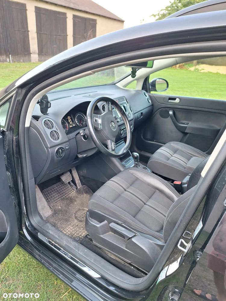 Volkswagen Golf Plus 2.0 TDI DSG Comfortline - 5