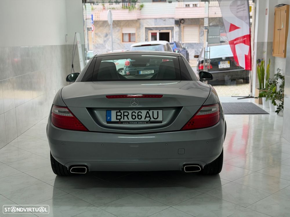 Mercedes-Benz SLK 200 (BlueEFFICIENCY) - 5