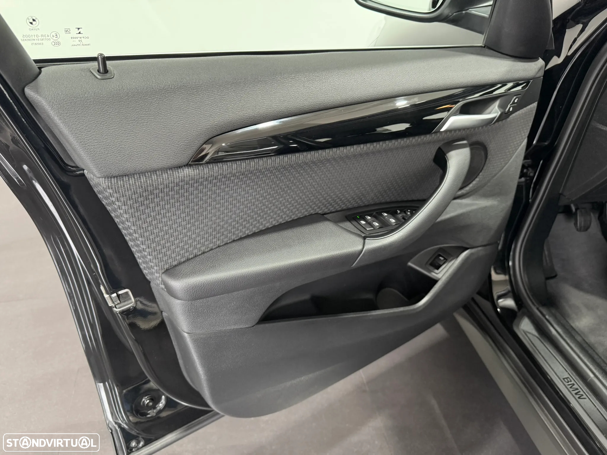 BMW X1 16 d sDrive Advantage - 18