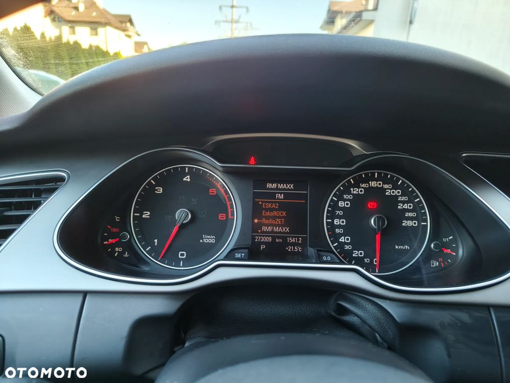 Audi A4 Avant 3.0 TDI clean diesel Quattro S tronic - 27