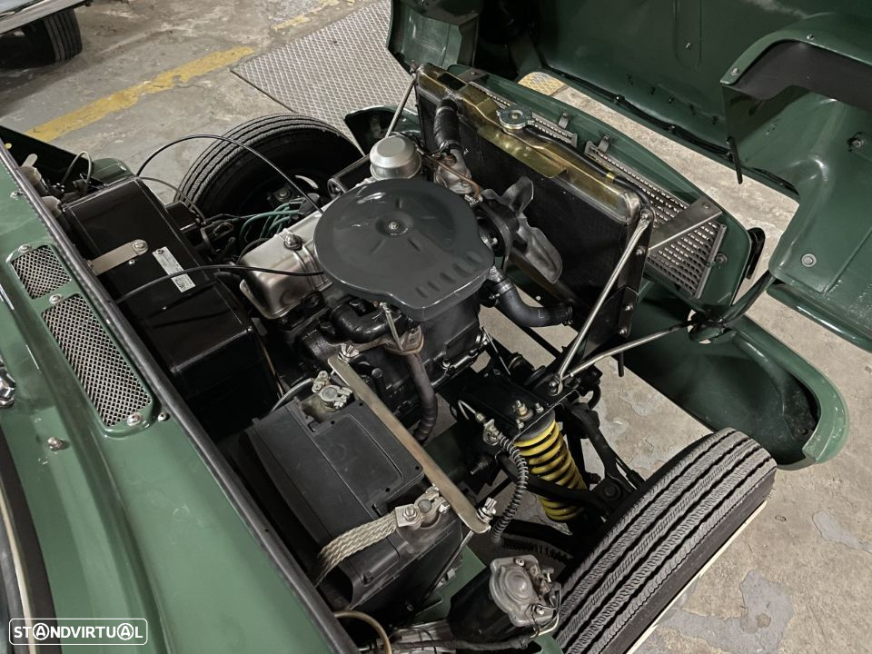 Triumph Herald - 13
