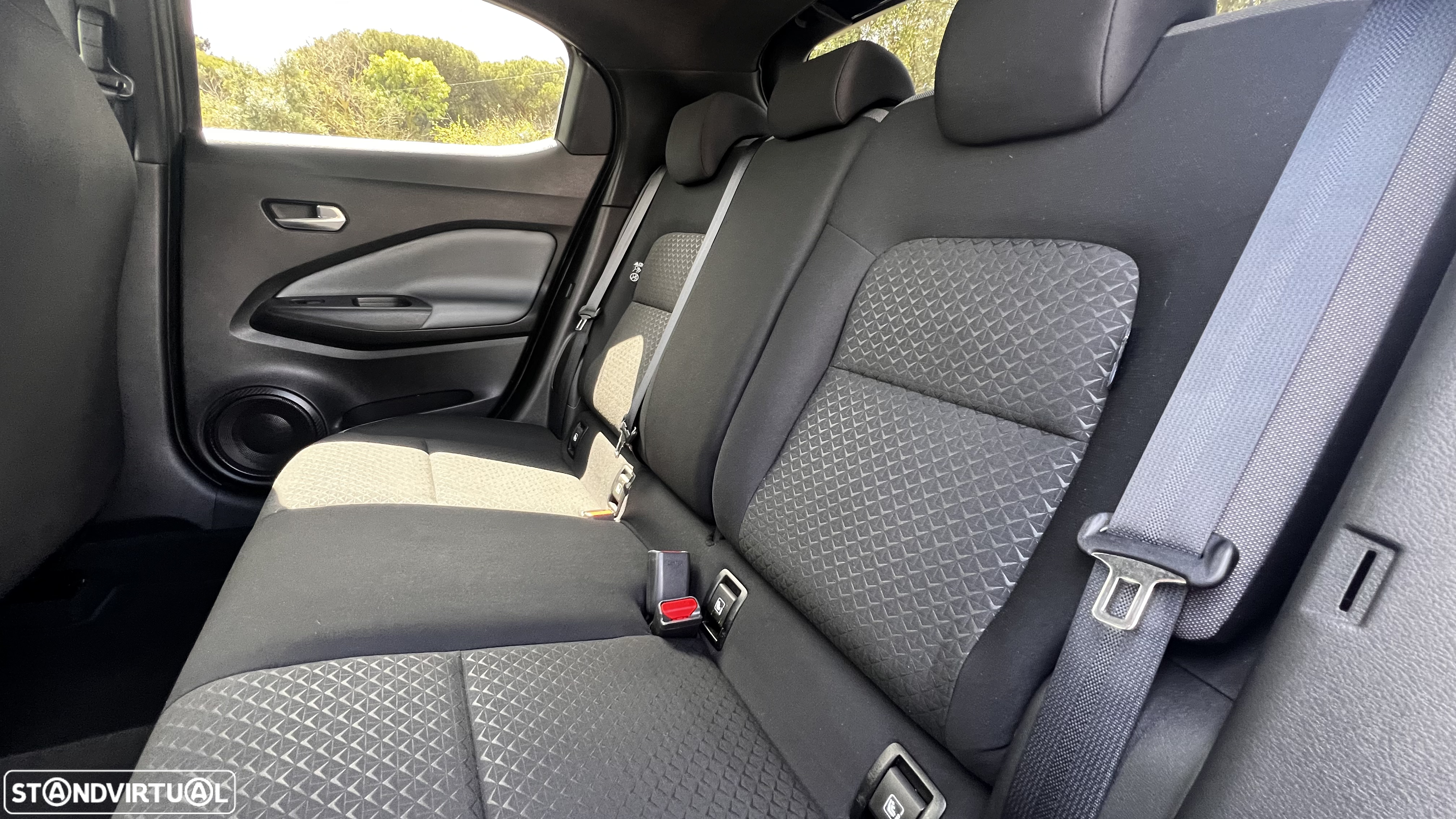 Nissan Juke 1.0 DIG-T Enigma DCT - 47
