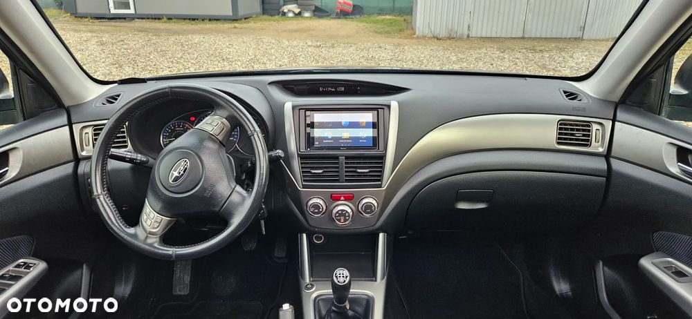 Subaru Forester 2.0X Exclusive - 38