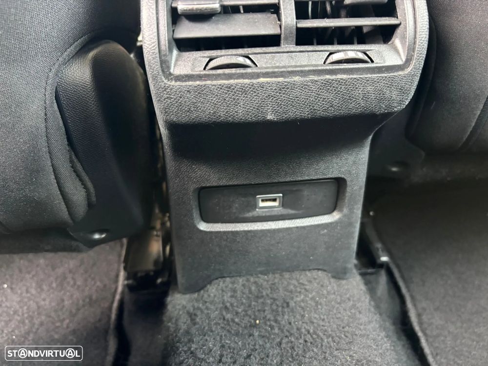 Citroën C4 1.2 PureTech Shine Pack EAT8 - 58