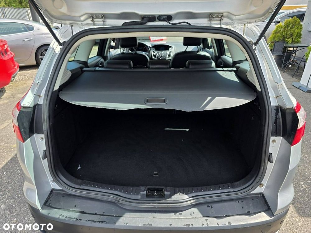 Ford Focus 1.6 TDCi DPF SYNC Edition - 27