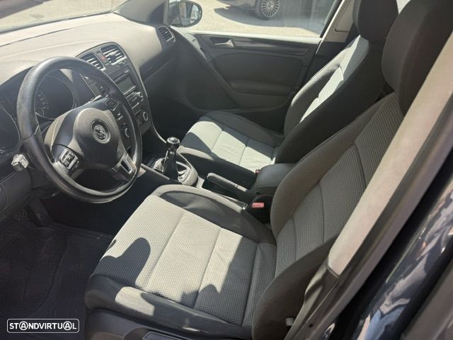 VW Golf 2.0 TDi Confortline - 14