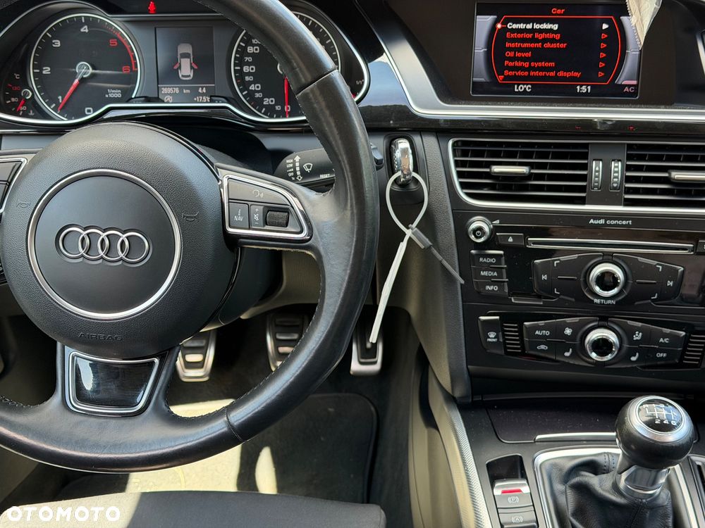 Audi A4 Avant 2.0 TDI DPF S line Sportpaket - 16