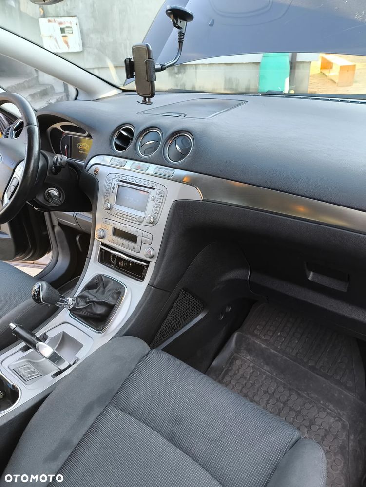 Ford S-Max 2.0 TDCi DPF Titanium - 16