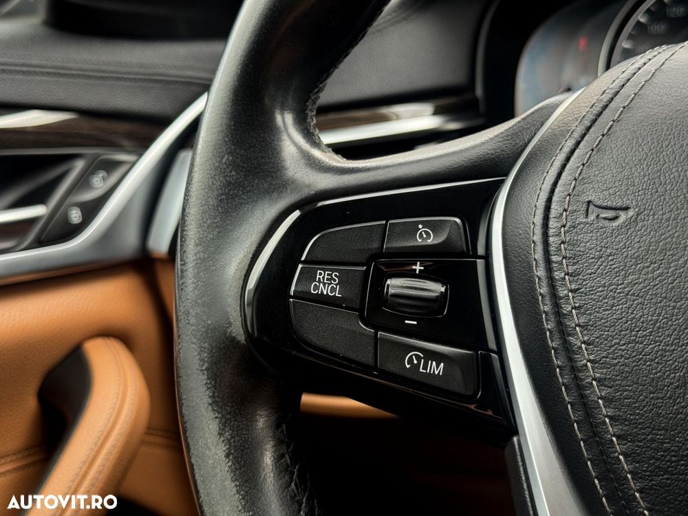 BMW Seria 5 - 12