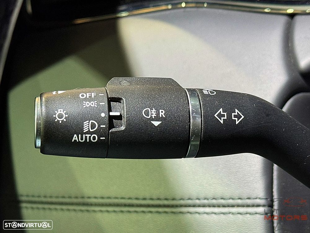 Land Rover Range Rover Evoque P300e R-Dynamic S - 24