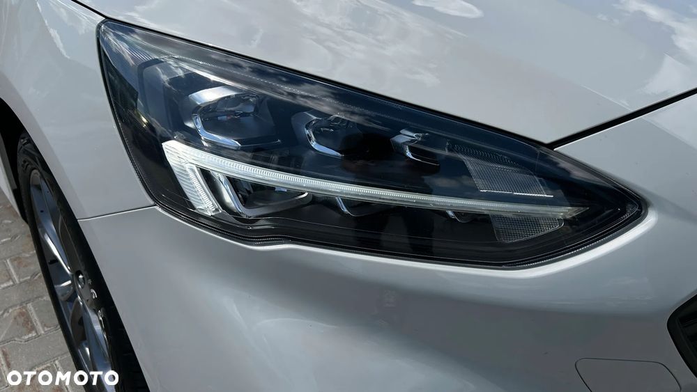 Ford Focus 1.0 EcoBoost ST-Line - 24