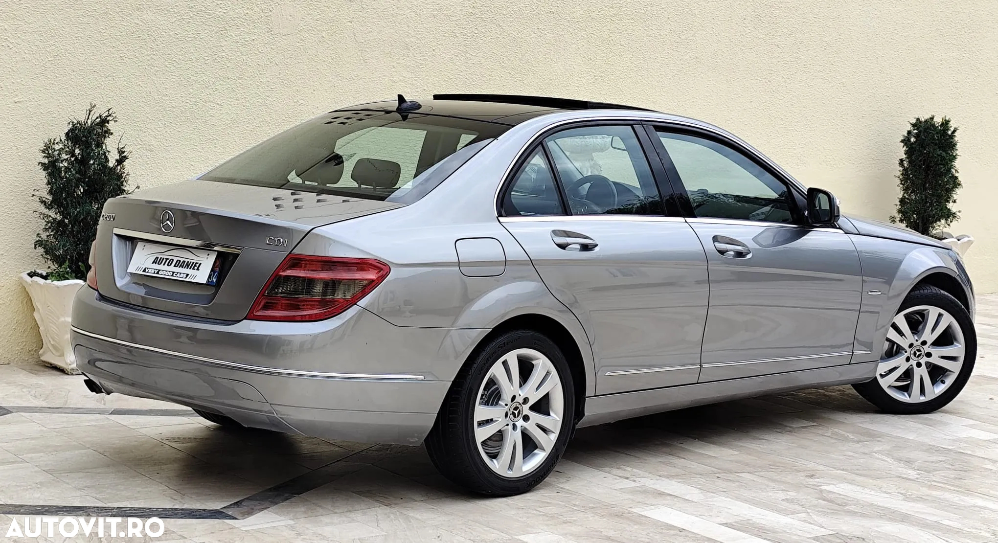 Mercedes-Benz C - 3