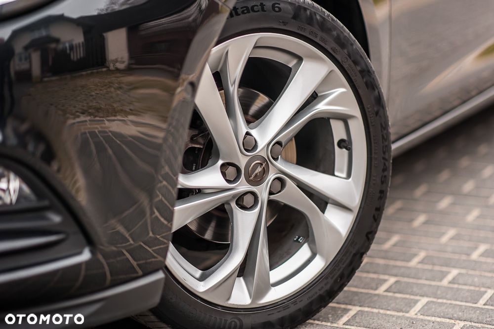 Opel Astra 1.4 Turbo Edition - 11