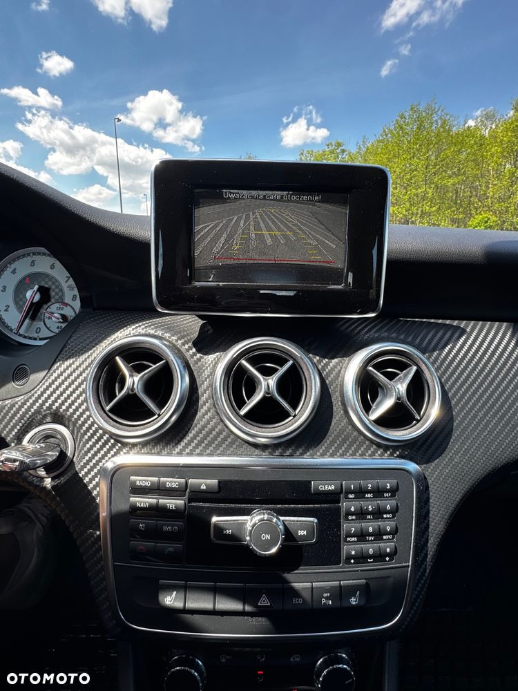 Mercedes-Benz Klasa A 180 AMG Line - 31