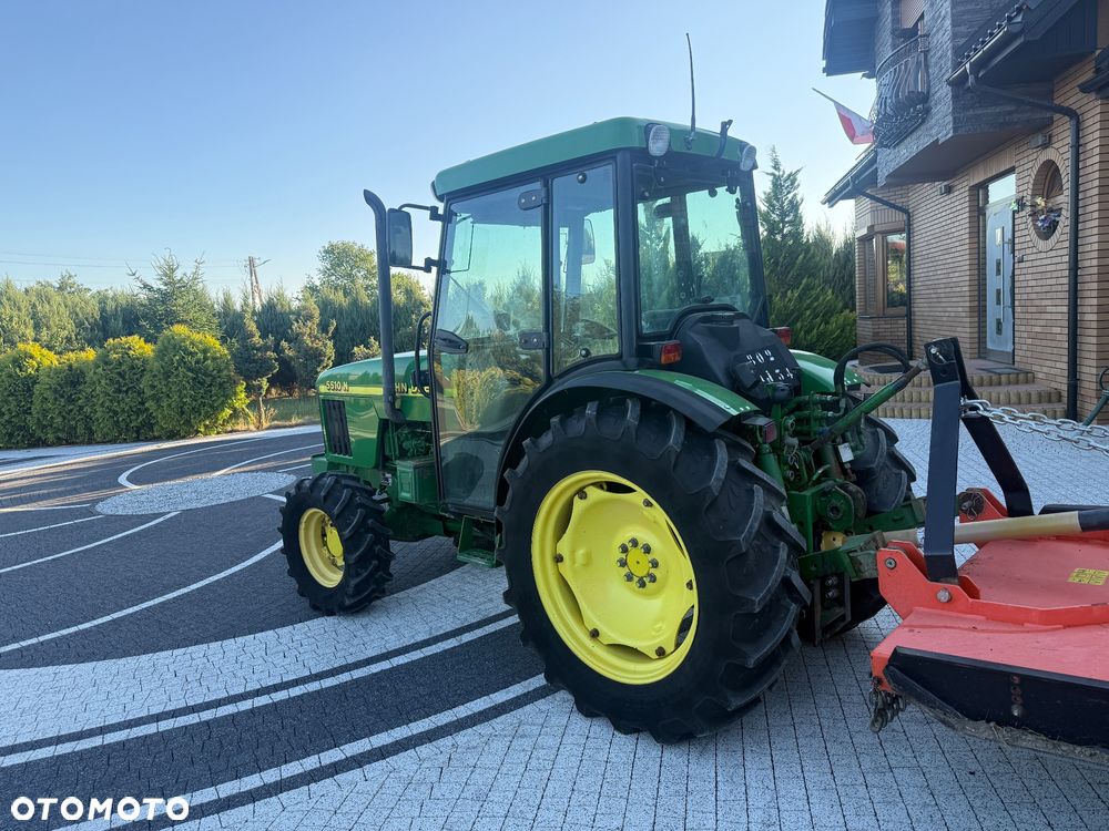 John Deere 5510N - 5