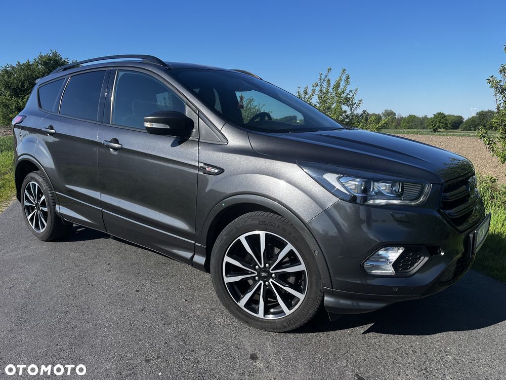 Ford Kuga - 1