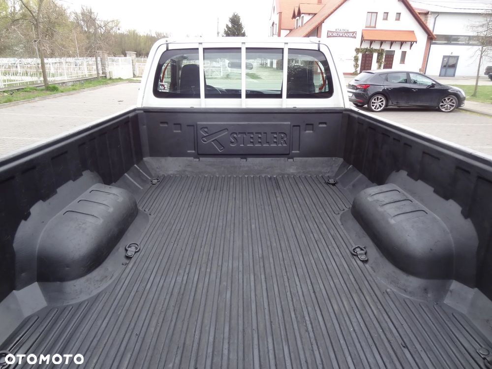 Toyota Hilux 2.4 D-4D Single Cab DLX 4x4 - 11