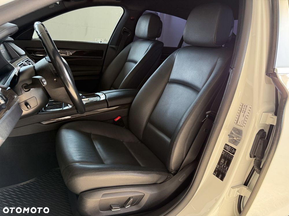 BMW Seria 7 730d - 13