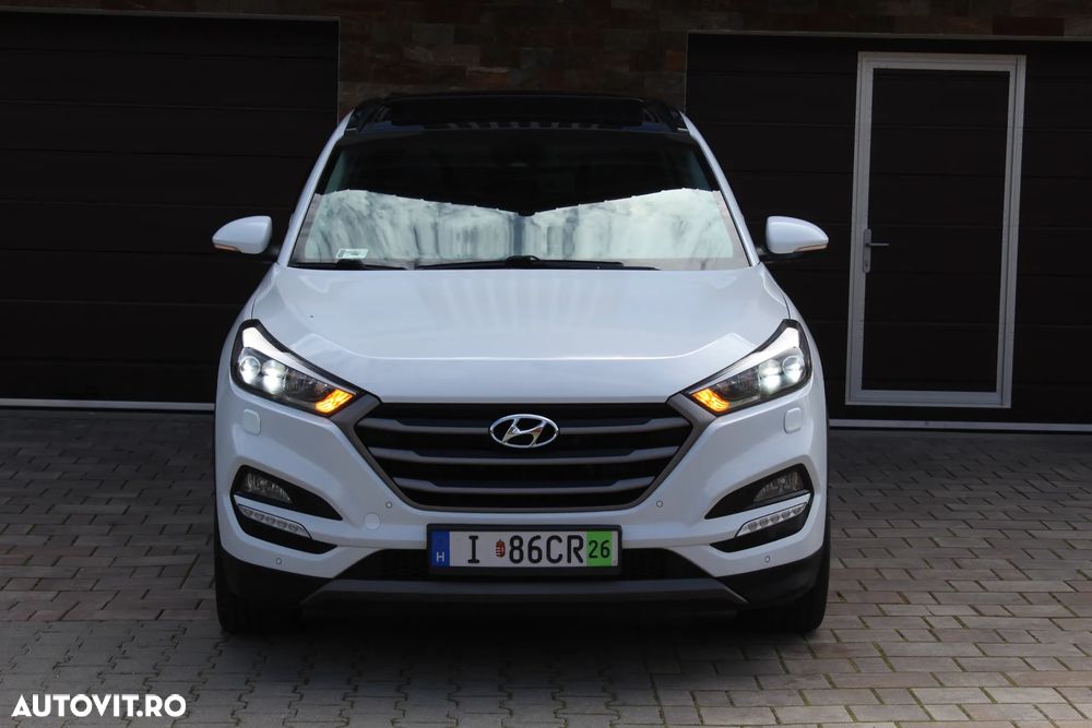 Hyundai Tucson 2.0 CRDI 4WD Automatik Premium - 2