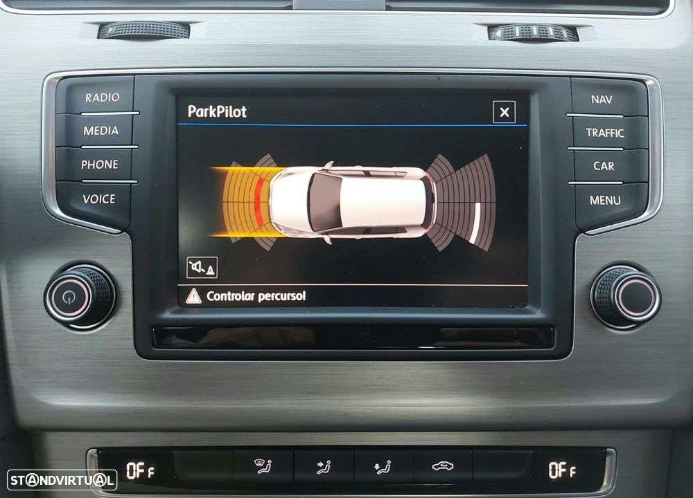 VW Golf 1.6 TDi GPS Edition - 34