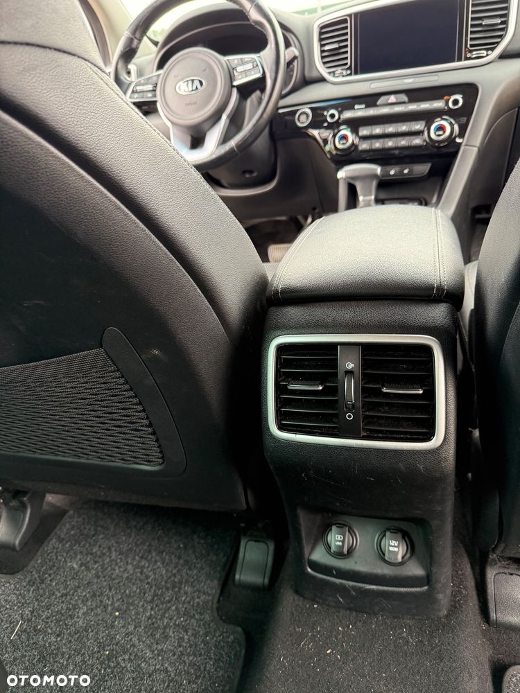 Kia Sportage 1.6 CRDI MHEV Black Edition 4WD DCT - 12
