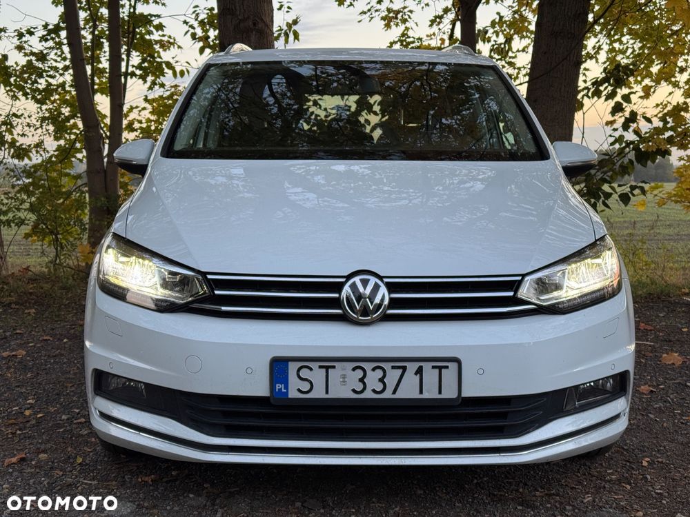 Volkswagen Touran 2017 photo 4