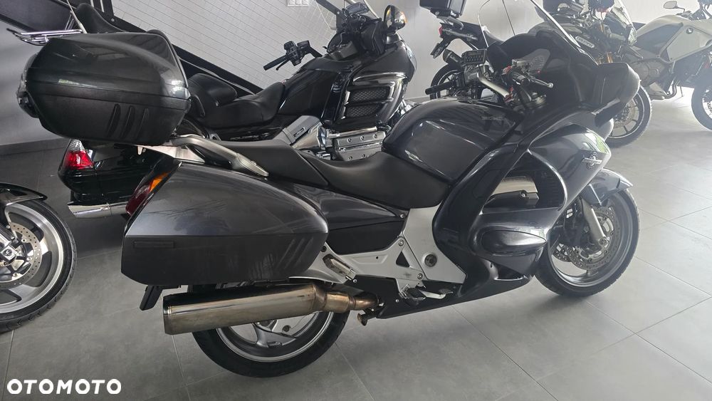 Honda ST - 25