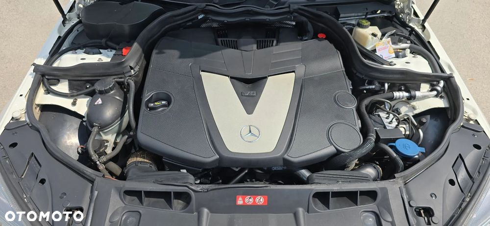 Mercedes-Benz Klasa C 320 CDI DPF 7G-TRONIC Avantgarde - 31