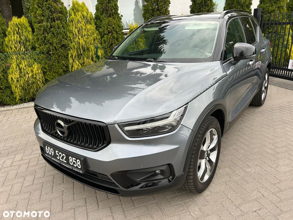 Volvo XC 40 T5 AWD Geartronic Momentum Pro - 1