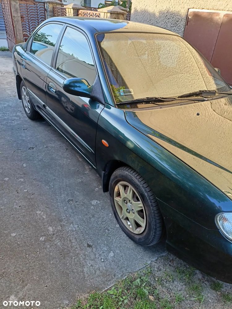 Kia Shuma 1.6 - 4