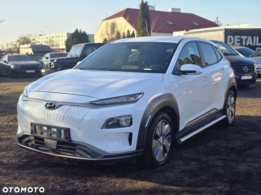 Hyundai Kona Premium - 2