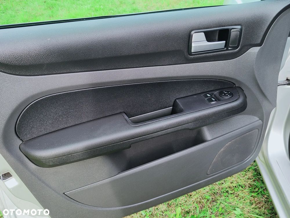 Ford Focus - 6
