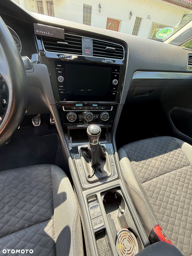 Volkswagen Golf 1.6 TDI Join - 9