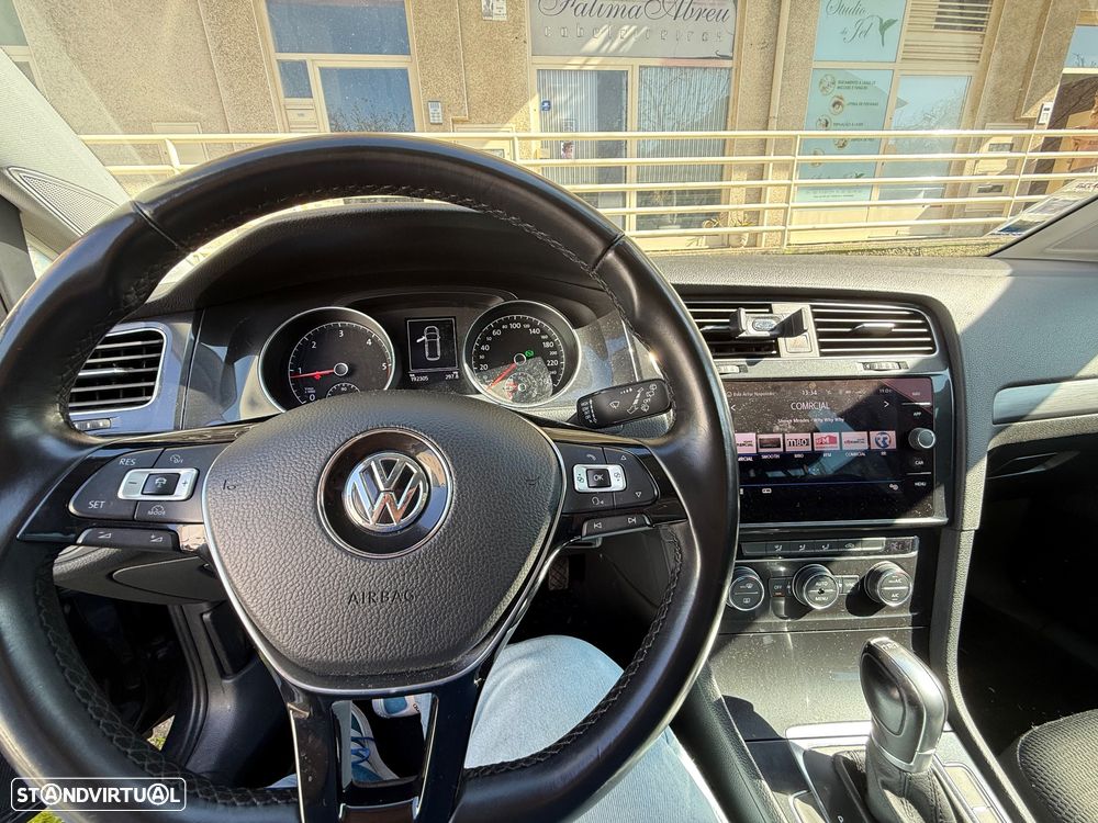 VW Golf Variant 1.6 TDi Confortline DSG - 6