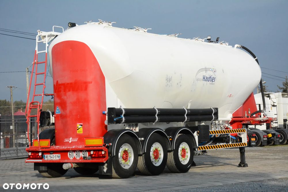 Spitzer SF 39 PI / 2009r / Cementonaczepa / 39000l / 4,670t / Osie SAF - 7
