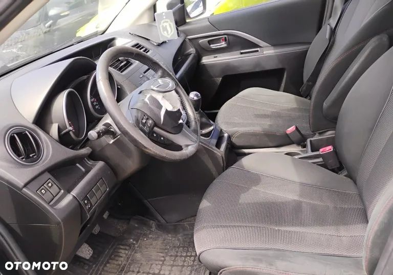 Mazda 5 - 7