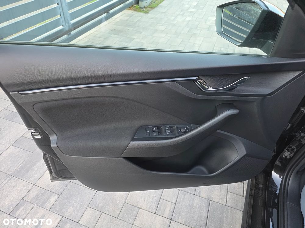 Skoda Kamiq 1.0 TSI Selection DSG - 21