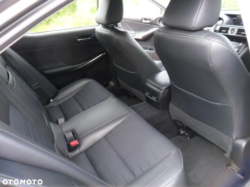 Lexus IS 250 Comfort - 23