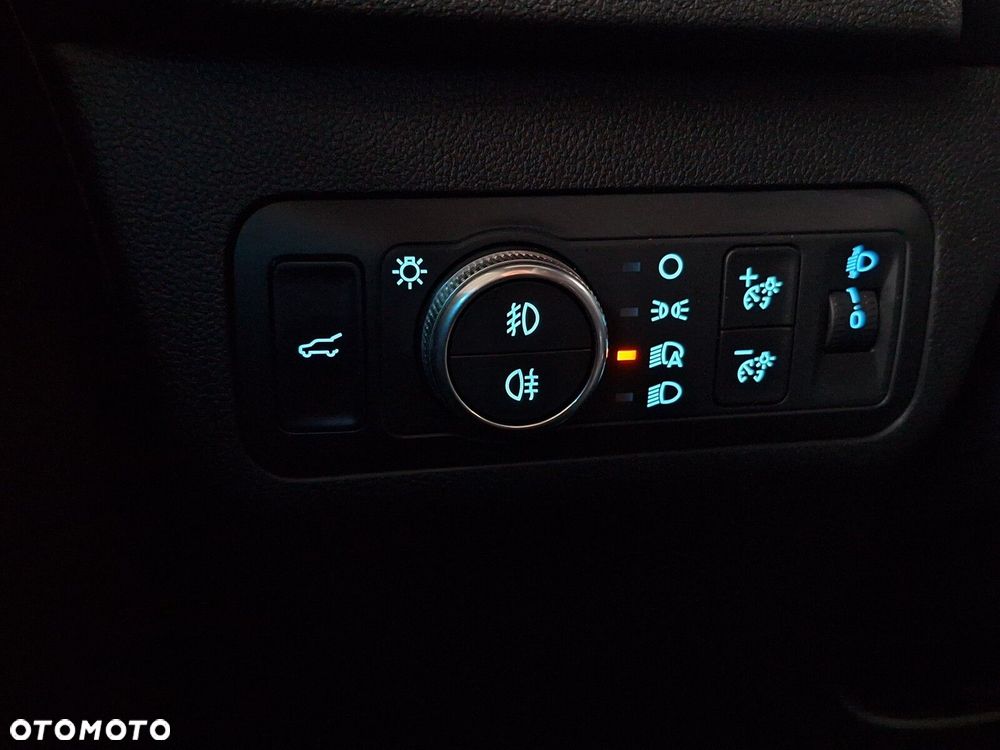 Ford Kuga 2.5 FHEV FWD ST-Line X - 39