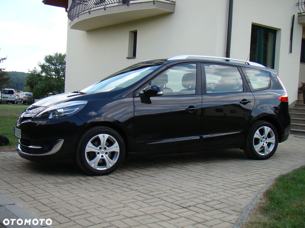 Renault Grand Scenic - 17